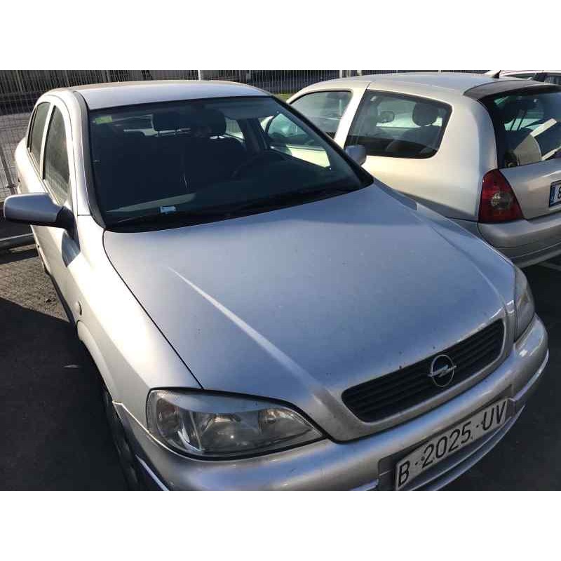 opel astra g berlina del año 1998