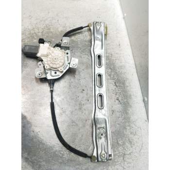 ELEVALUNAS DELANTERO DERECHO ET76A23200CD 5P 2014