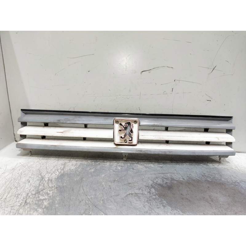Recambio de rejilla delantera para peugeot 309 ii (3c, 3a) 1.9 diesel referencia OEM IAM   