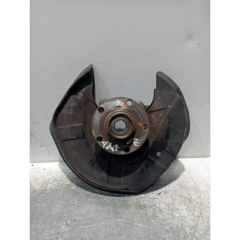 Recambio de mangueta trasera izquierda para volkswagen passat variant (3b6) v6 tdi executive referencia OEM IAM 8E0435 25TDI 200