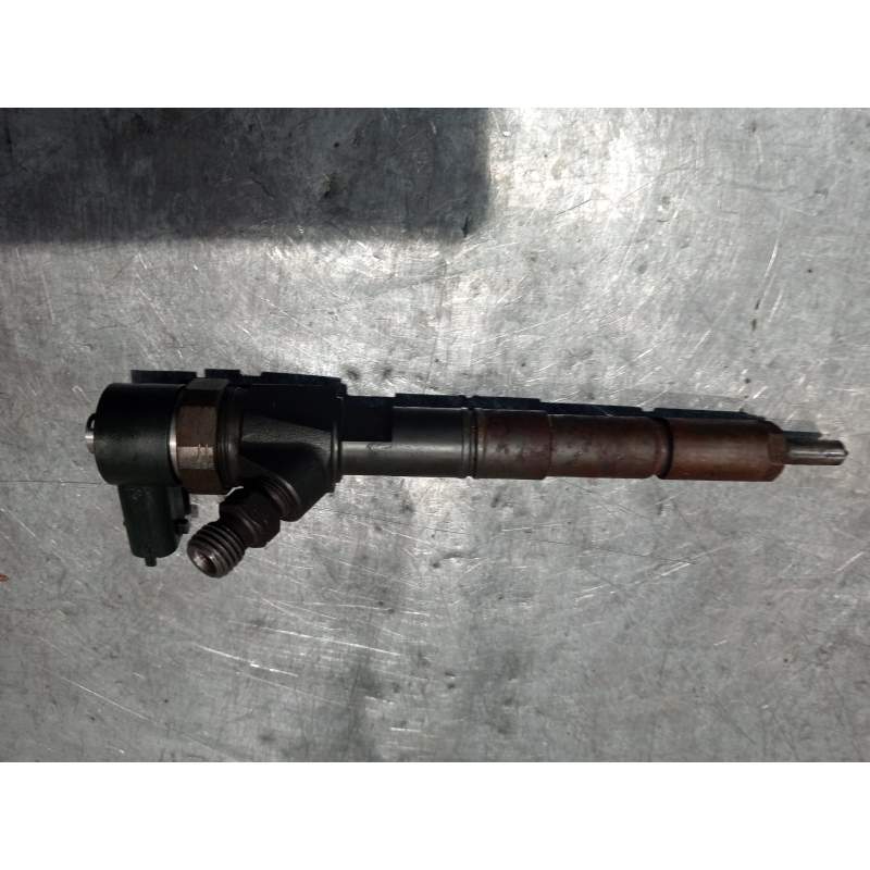 Recambio de inyector para opel insignia sports tourer excellence referencia OEM IAM 0445110327 BOSCH BOSCH