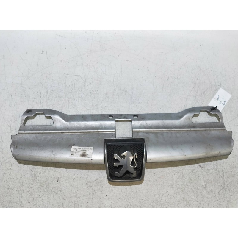 Recambio de rejilla delantera para peugeot 406 berlina (s1/s2) 1.9 turbodiesel cat referencia OEM IAM   