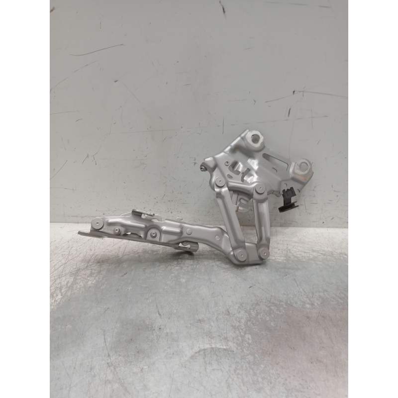 Recambio de bisagra capot para bmw x1/ix1 u11 x1 sdrive18d referencia OEM IAM 9883418 13989610 derecho