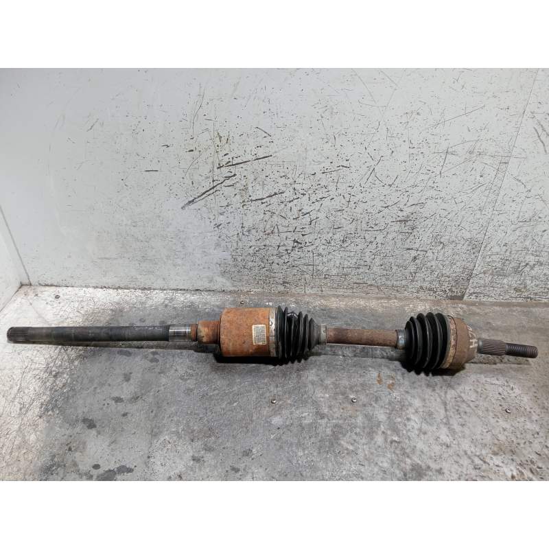 Recambio de transmision delantera derecha para jeep cherokee (kj) referencia OEM IAM P52111780AB 28D 2001