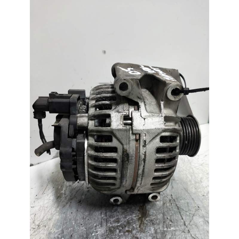 Recambio de alternador para volkswagen passat berlina (3c2) highline referencia OEM IAM  18G 2005