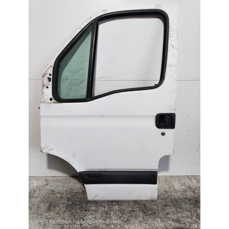 Recambio de puerta delantera izquierda para renault master ii phase 2 caja cerrada 2.5 dci diesel cat referencia OEM IAM   5P