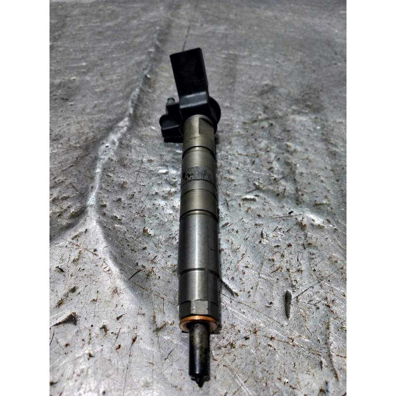 Recambio de inyector para bmw serie 4 coupe (f32) 435d xdrive referencia OEM IAM 782346101  