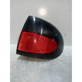 PILOTO TRASERO DERECHO 4P