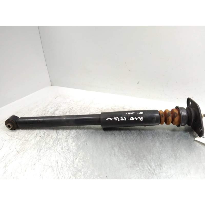 Recambio de amortiguador trasero para kia rio 1.4 cat referencia OEM IAM   