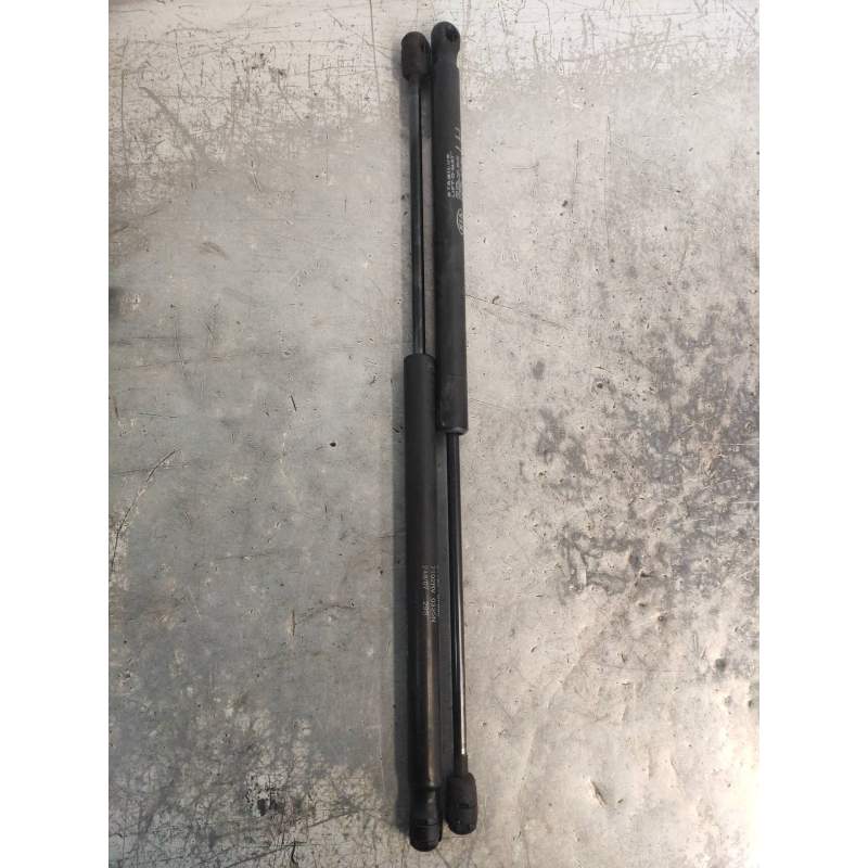 Recambio de amortiguadores maletero / porton para kia picanto 1.1 active referencia OEM IAM 8178007000 8177007000 