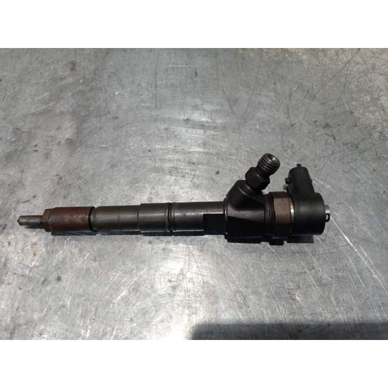 Recambio de inyector para opel insignia sports tourer excellence referencia OEM IAM 0445110327 BOSCH BOSCH