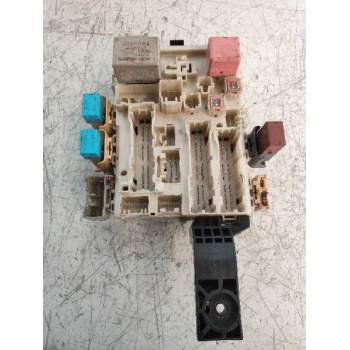 CAJA RELES / FUSIBLES 908115154 9949 8273052G90 9K28 1624
