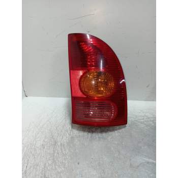 PILOTO TRASERO DERECHO 7700423082 RANCHERA 1999