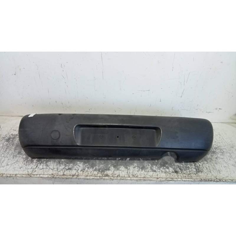 Recambio de paragolpes trasero para ford fiesta berlina básico referencia OEM IAM   1995