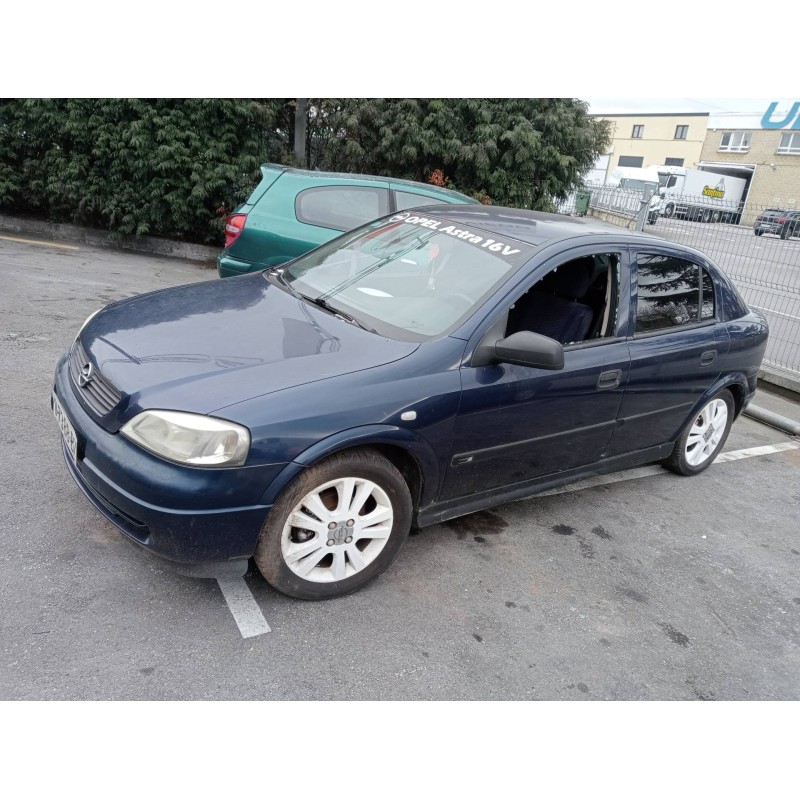 opel astra g berlina del año 1998