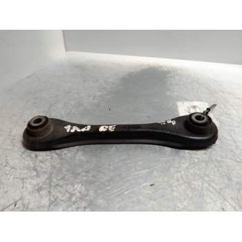 BRAZO SUSPENSION INFERIOR TRASERO DERECHO ANTERIOR 16D 2004