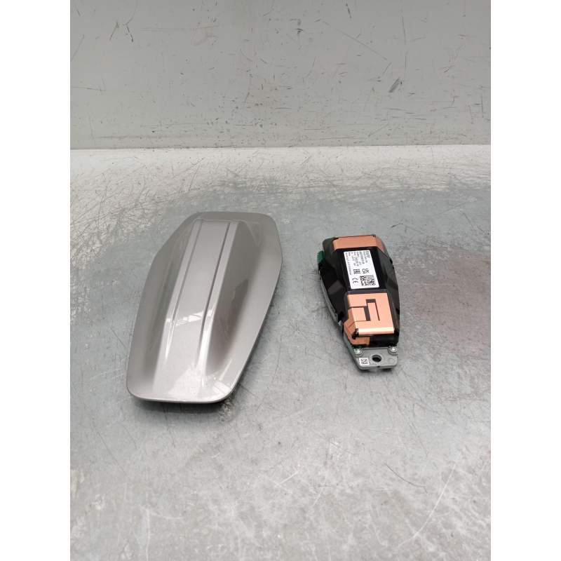 Recambio de modulo electronico para bmw x1/ix1 u11 x1 sdrive18d referencia OEM IAM 6520982513006 92870811 antena