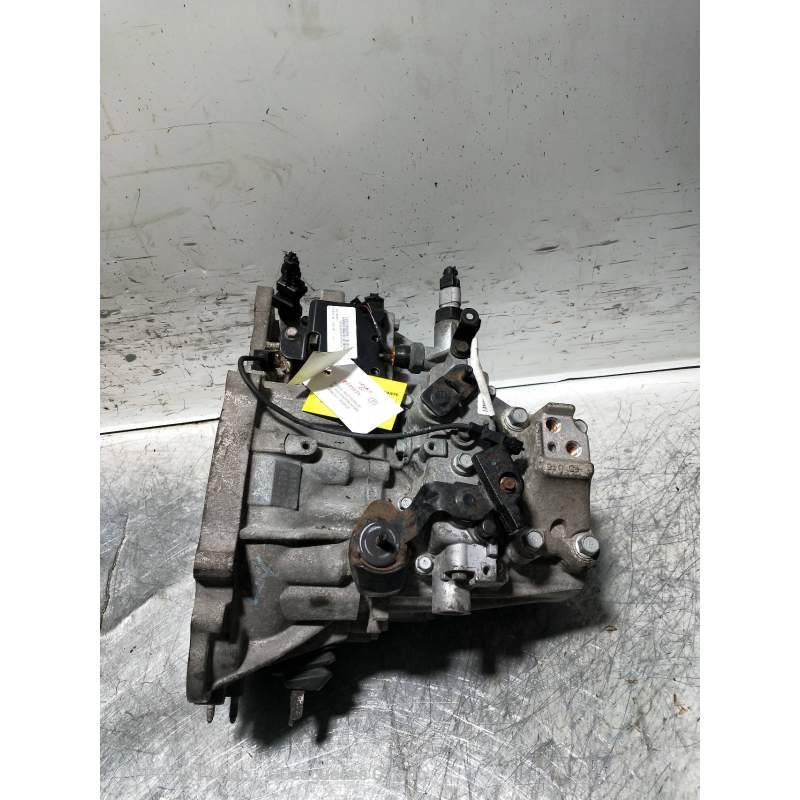 Recambio de caja cambios para hyundai i30 1.6 crdi cat referencia OEM IAM S81767 6422252 