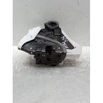 MOTOR CIERRE CENTRALIZADO DELANTERO DERECHO 805029736R 5P 2020