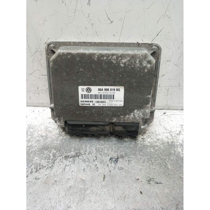 Recambio de centralita motor uce para volkswagen golf iv (1j1) 1.6 referencia OEM IAM 06A906019BQ 5WP444803 