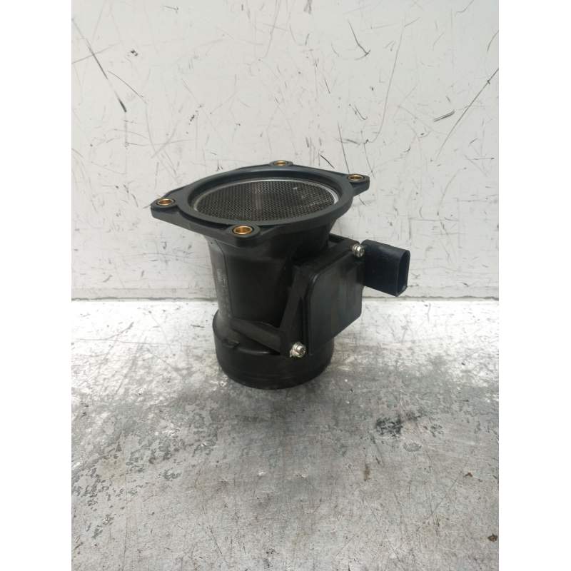 Recambio de caudalimetro para volkswagen golf iv (1j1) 1.6 referencia OEM IAM HTCAFH6010C  
