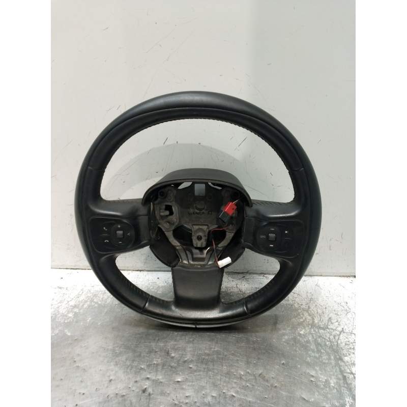 Recambio de volante para fiat 500 l (330) referencia OEM IAM   2012