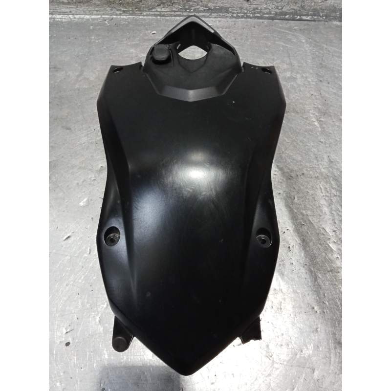 Recambio de moldura para bmw f ( - 800cc) f 700 gs (k70) referencia OEM IAM 8554365 27648710 0767562016 0767562016