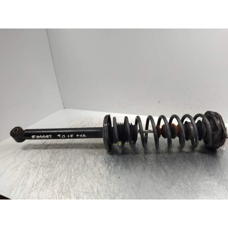 Recambio de amortiguador trasero para volkswagen passat berlina (312) 1.8 referencia OEM IAM   