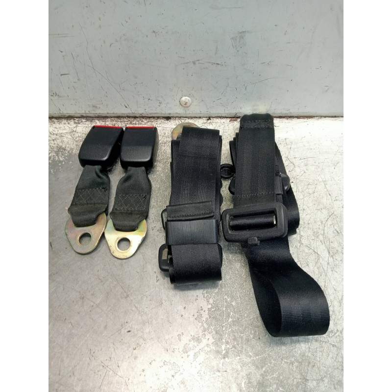 Recambio de juego cinturones trasero para renault rapid/express (f40) 1.3 básico familiar / rl (f406) referencia OEM IAM   