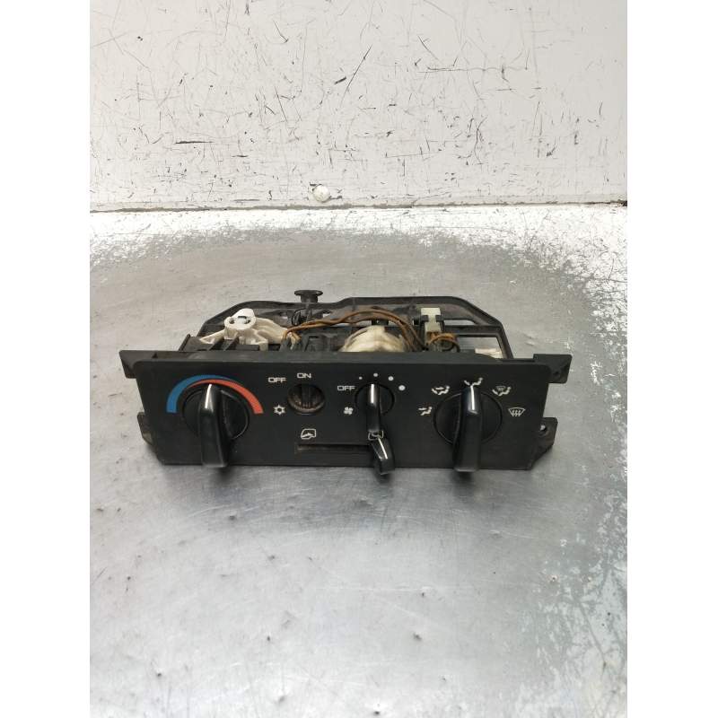 Recambio de mando calefaccion / aire acondicionado para fuso (mitsubishi) canter 3c13 referencia OEM IAM   2003
