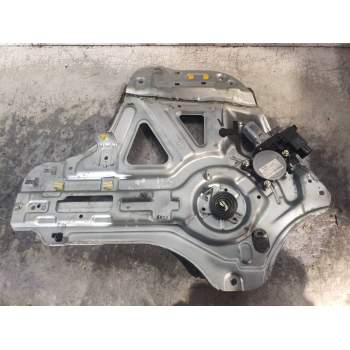 ELEVALUNAS DELANTERO IZQUIERDO 824504D010 5P 2006
