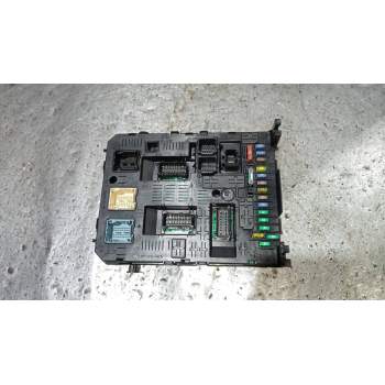 CAJA RELES / FUSIBLES 9664059080 BSI04EVK0400 