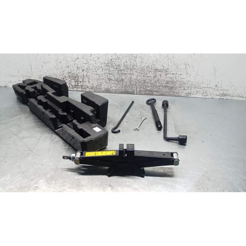 Recambio de gato para kia carens iv 1.7 crdi referencia OEM IAM 20160425  2013
