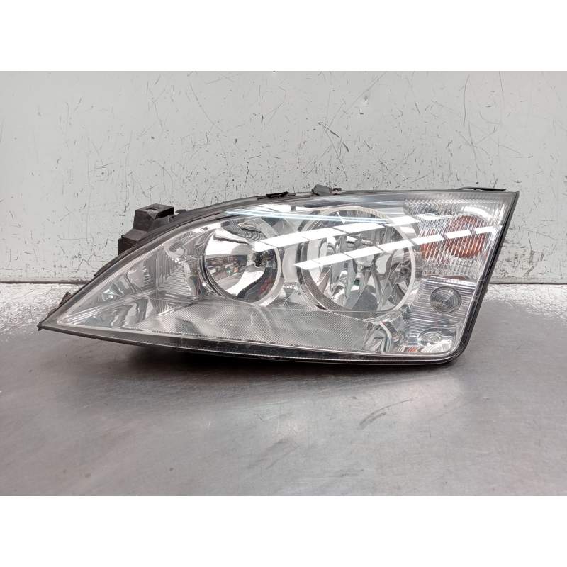 Recambio de faro izquierdo para ford mondeo iii turnier (bwy) 1.8 16v referencia OEM IAM 0301174205  2001