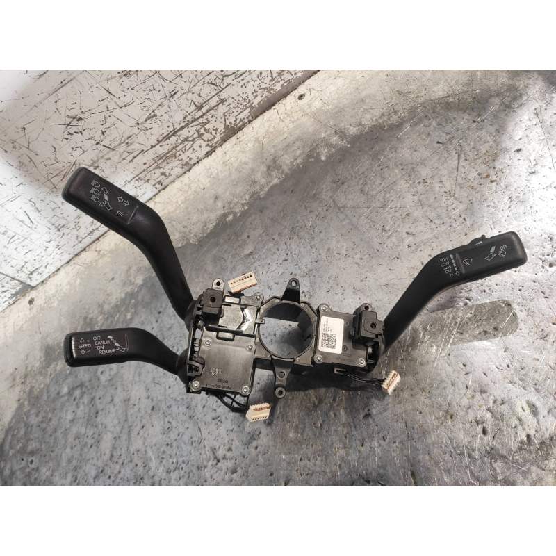 Recambio de mando luces para volkswagen passat berlina (3c2) highline referencia OEM IAM 3C5953502B 3C5953501BG 2005