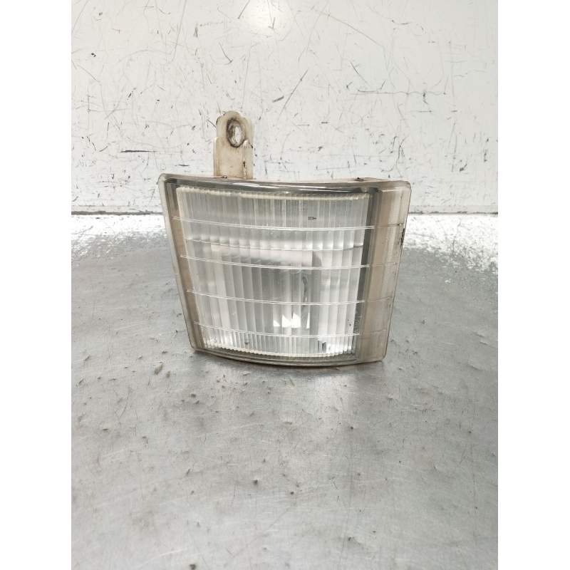 Recambio de piloto delantero izquierdo para fuso (mitsubishi) canter 3c13 referencia OEM IAM   2003