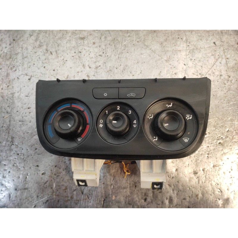 Recambio de mando calefaccion / aire acondicionado para opel combo d kasten l2h1 2,4t referencia OEM IAM 735498657  