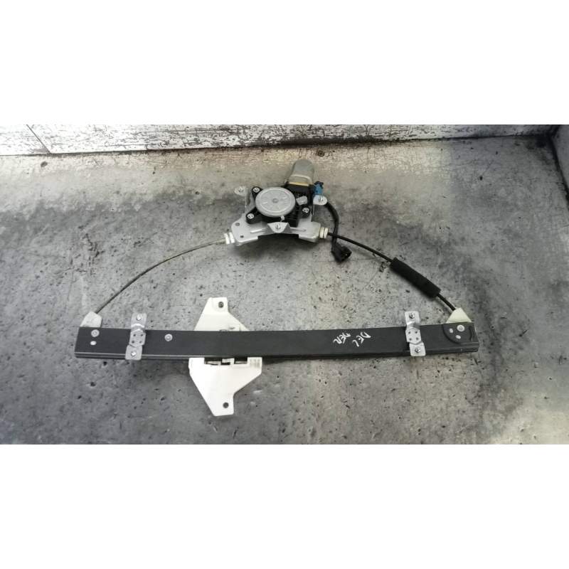 Recambio de elevalunas trasero derecho para chevrolet captiva 2.0 vcdi lt referencia OEM IAM 96627082 5P 2006