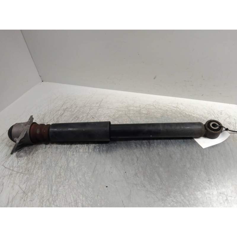 Recambio de amortiguador trasero para volkswagen passat berlina (3c2) highline referencia OEM IAM  20TDI 2005