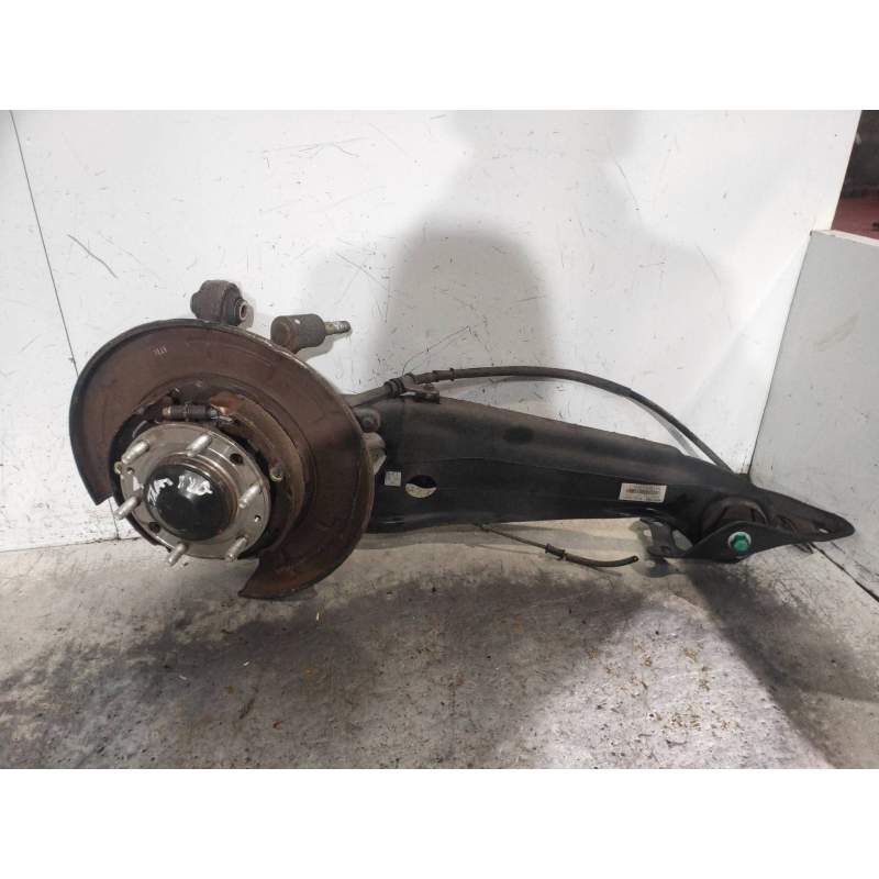 Recambio de mangueta trasera izquierda para kia carnival 2.9 crdi cat referencia OEM IAM   