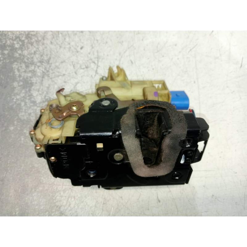 Recambio de motor cierre centralizado delantero izquierdo para volkswagen polo (9n1) trendline referencia OEM IAM 837015AM 99199