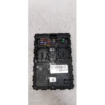 CAJA RELES / FUSIBLES LU5T15604BJAE F005V03568 20211204 