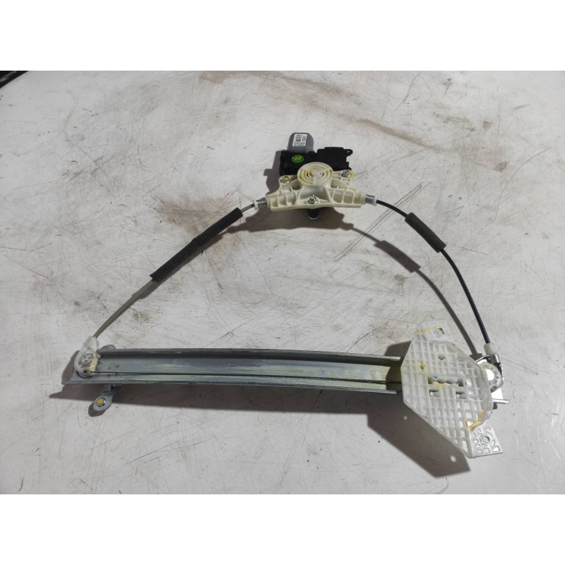 Recambio de elevalunas delantero izquierdo para hyundai i20 coupe 1.2 16v cat referencia OEM IAM 82450C8310  