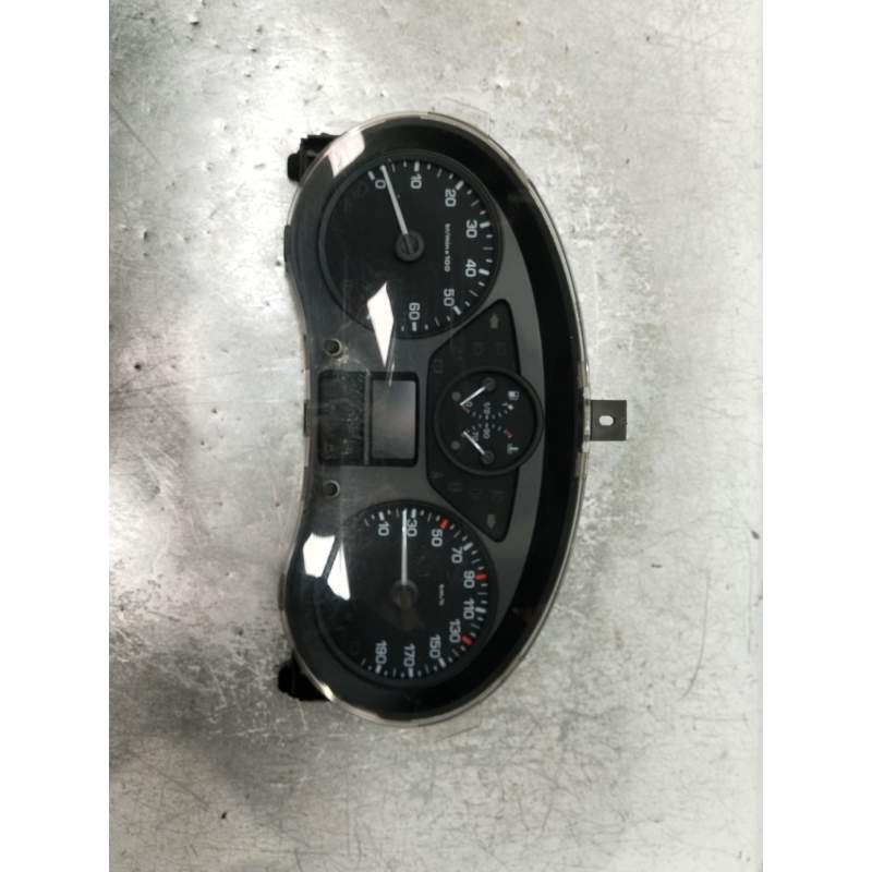 Recambio de cuadro instrumentos para peugeot partner furgoneta/monovolumen 1.6 hdi referencia OEM IAM 555001310104 5830813161529