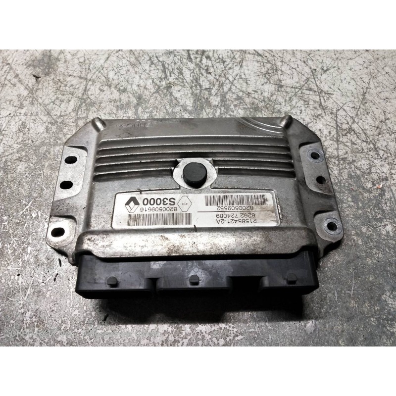 Recambio de centralita motor uce para renault megane ii familiar 1.6 16v referencia OEM IAM 215854212A 8200509552 8200509516 S30