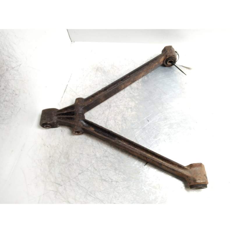 Recambio de brazo suspension inferior delantero derecho para mercedes-benz n-1000 d referencia OEM IAM   