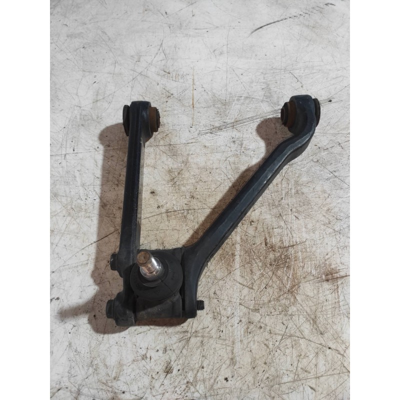 Recambio de brazo suspension superior delantero izquierdo para jaguar xjs/xjsc/xjr-s referencia OEM IAM CCC2427  