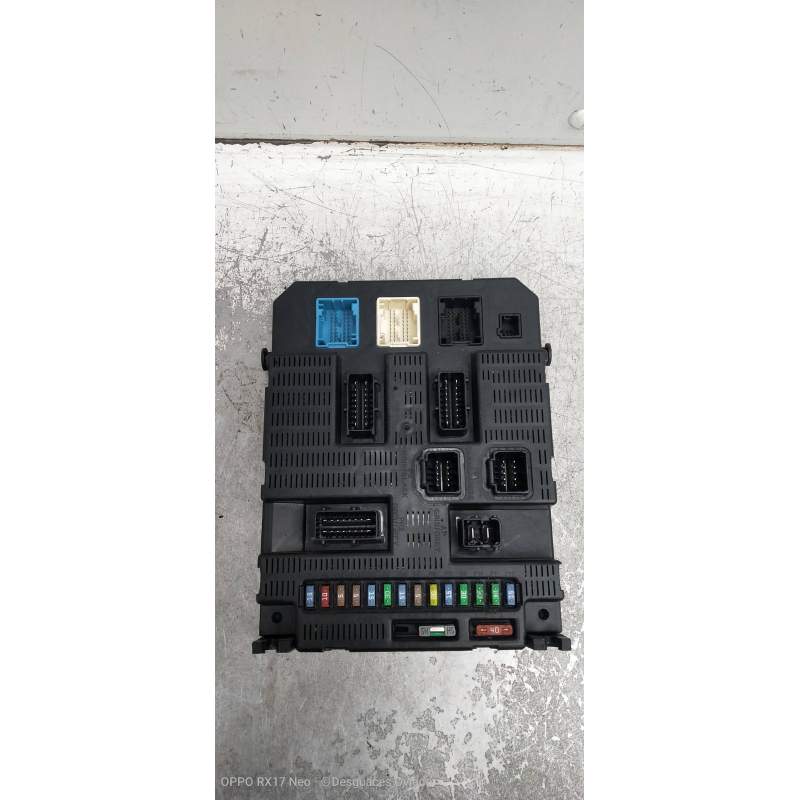 Recambio de caja reles / fusibles para citroën c4 berlina exclusive referencia OEM IAM BSI2004P0800 9659285580 2004
