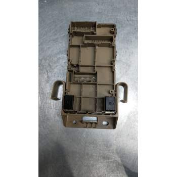 CAJA RELES / FUSIBLES 82201aj000 