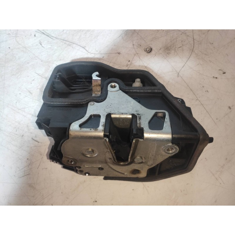 Recambio de motor cierre centralizado delantero derecho para bmw serie 3 cabrio (e93) 330d referencia OEM IAM 7202146  